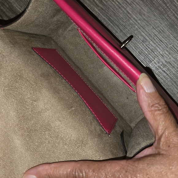 Micheal Kors Handbag - Picture 7 of 10